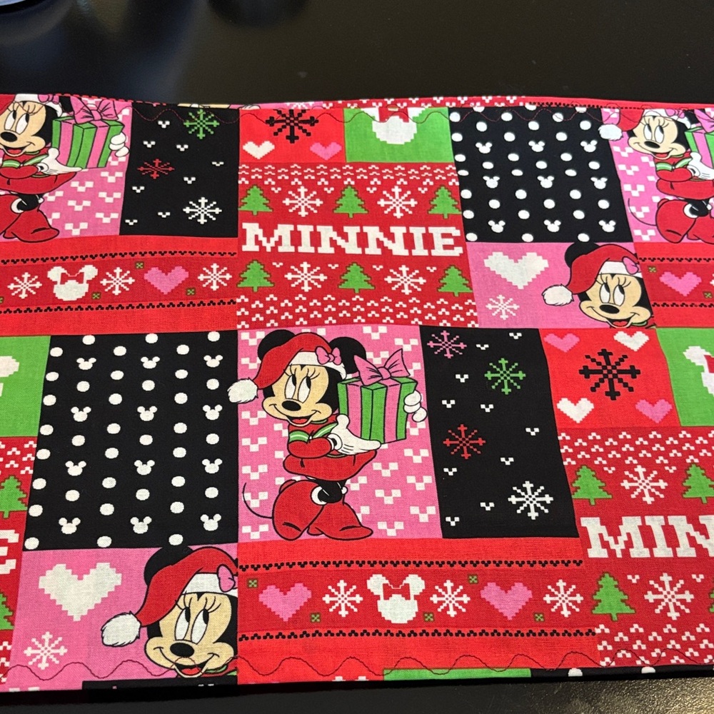 Disney Minnie Mouse Christmas Table Runner